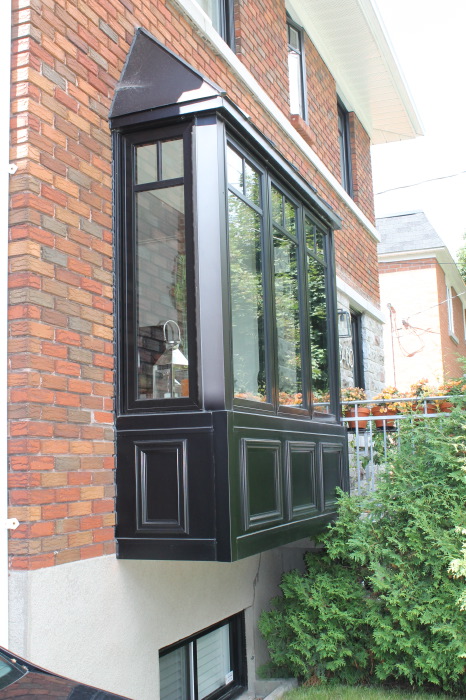Le bow-window : ouverture pour fenêtre, porte, ou auvent - La Maison Des  Travaux